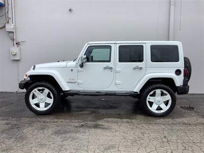2011 Jeep Wrangler Unlimited Sahara - Photo 4 - Crest Hill, IL 60403