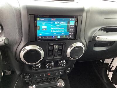 2011 Jeep Wrangler Unlimited Sahara - Photo 19 - Crest Hill, IL 60403