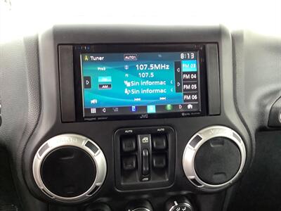 2011 Jeep Wrangler Unlimited Sahara - Photo 18 - Crest Hill, IL 60403