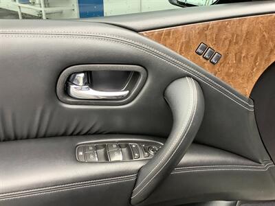 2015 INFINITI QX80   - Photo 13 - Crest Hill, IL 60403