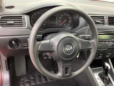 2014 Volkswagen Jetta S - Photo 15 - Crest Hill, IL 60403