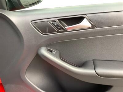 2014 Volkswagen Jetta S - Photo 25 - Crest Hill, IL 60403