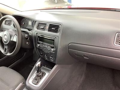 2014 Volkswagen Jetta S - Photo 28 - Crest Hill, IL 60403