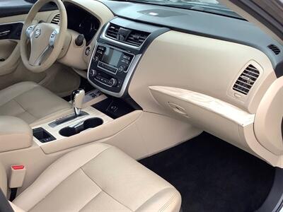 2016 Nissan Altima 2.5 SL   - Photo 32 - Crest Hill, IL 60403