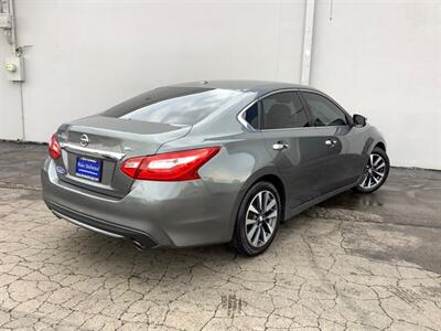 2016 Nissan Altima 2.5 SL   - Photo 8 - Crest Hill, IL 60403