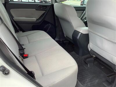 2015 Subaru Forester 2.5i Premium   - Photo 28 - Crest Hill, IL 60403