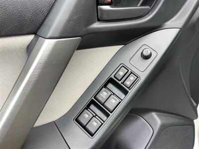 2015 Subaru Forester 2.5i Premium   - Photo 16 - Crest Hill, IL 60403
