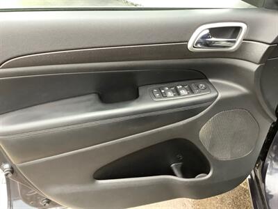 2015 Jeep Grand Cherokee Altitude   - Photo 11 - Crest Hill, IL 60403