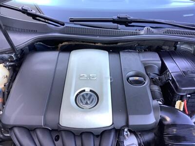 2007 Volkswagen Rabbit 2.5   - Photo 35 - Crest Hill, IL 60403