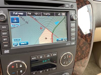 2010 GMC Yukon Denali   - Photo 19 - Crest Hill, IL 60403