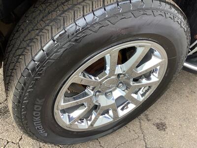 2010 GMC Yukon Denali   - Photo 57 - Crest Hill, IL 60403