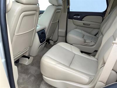 2010 GMC Yukon Denali   - Photo 45 - Crest Hill, IL 60403