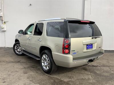 2010 GMC Yukon Denali   - Photo 5 - Crest Hill, IL 60403