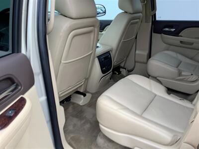 2010 GMC Yukon Denali   - Photo 46 - Crest Hill, IL 60403