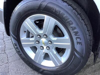 2011 Chevrolet Traverse LT - Photo 43 - Crest Hill, IL 60403