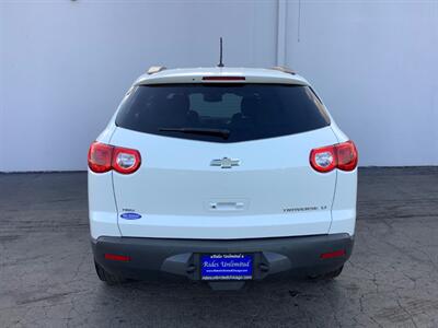 2011 Chevrolet Traverse LT   - Photo 6 - Crest Hill, IL 60403