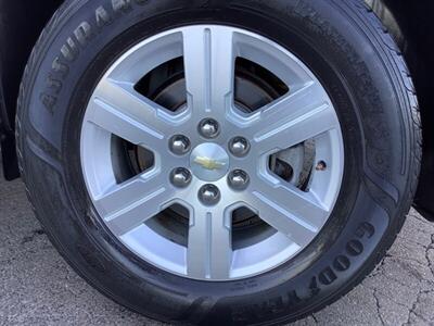 2011 Chevrolet Traverse LT - Photo 46 - Crest Hill, IL 60403