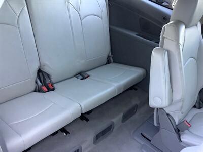 2011 Chevrolet Traverse LT - Photo 29 - Crest Hill, IL 60403