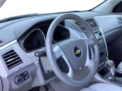 2011 Chevrolet Traverse LT - Photo 21 - Crest Hill, IL 60403