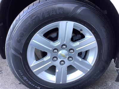 2011 Chevrolet Traverse LT - Photo 44 - Crest Hill, IL 60403