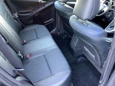 2009 Pontiac Vibe GT - Photo 23 - Crest Hill, IL 60403