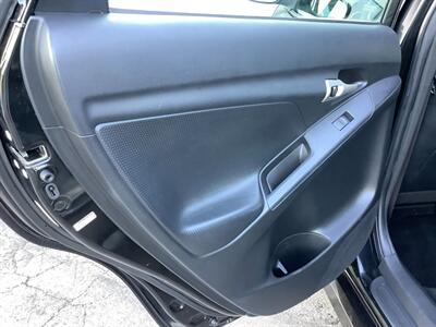 2009 Pontiac Vibe GT - Photo 20 - Crest Hill, IL 60403