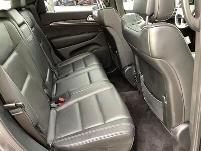 2017 Jeep Grand Cherokee Overland - Photo 32 - Crest Hill, IL 60403