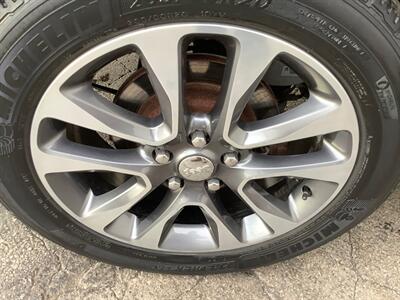 2017 Jeep Grand Cherokee Overland   - Photo 51 - Crest Hill, IL 60403