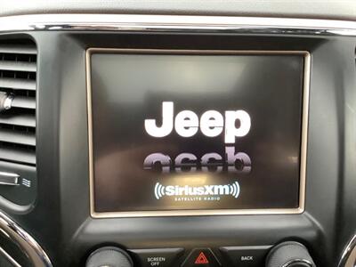 2017 Jeep Grand Cherokee Overland   - Photo 19 - Crest Hill, IL 60403