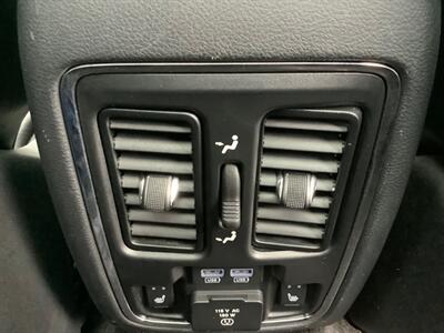 2017 Jeep Grand Cherokee Overland   - Photo 42 - Crest Hill, IL 60403