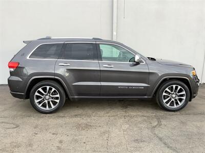 2017 Jeep Grand Cherokee Overland - Photo 7 - Crest Hill, IL 60403