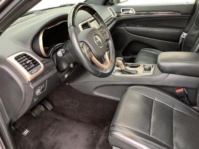 2017 Jeep Grand Cherokee Overland - Photo 14 - Crest Hill, IL 60403