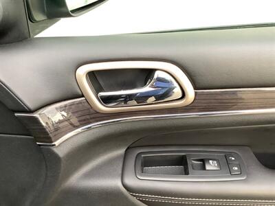 2017 Jeep Grand Cherokee Overland - Photo 35 - Crest Hill, IL 60403