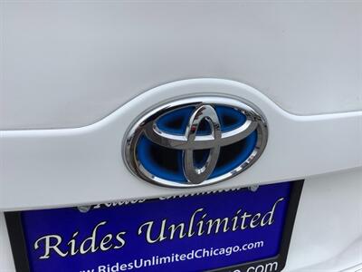 2012 Toyota Camry Hybrid LE - Photo 34 - Crest Hill, IL 60403