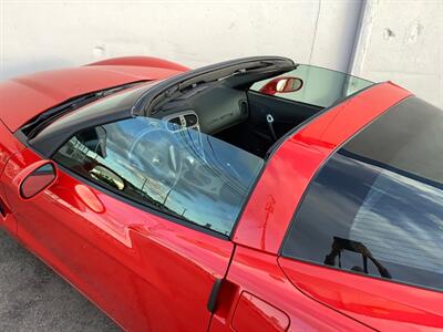 2006 Chevrolet Corvette   - Photo 18 - Crest Hill, IL 60403