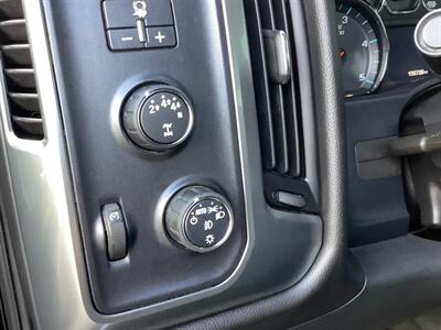 2017 Chevrolet Silverado 2500HD LT - Photo 23 - Crest Hill, IL 60403