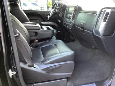 2017 Chevrolet Silverado 2500HD LT - Photo 33 - Crest Hill, IL 60403