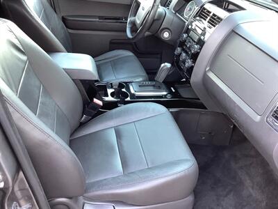 2012 Ford Escape Limited - Photo 26 - Crest Hill, IL 60403