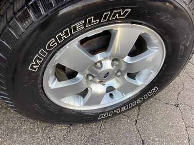 2012 Ford Escape Limited - Photo 34 - Crest Hill, IL 60403