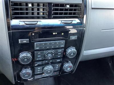 2012 Ford Escape Limited - Photo 42 - Crest Hill, IL 60403