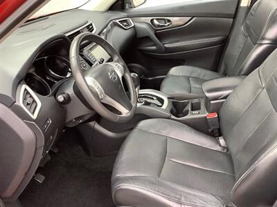 2014 Nissan Rogue SV - Photo 14 - Crest Hill, IL 60403