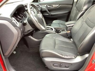 2014 Nissan Rogue SV - Photo 13 - Crest Hill, IL 60403