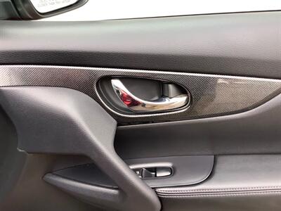 2014 Nissan Rogue SV   - Photo 29 - Crest Hill, IL 60403