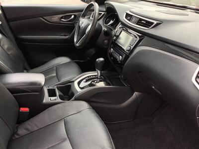 2014 Nissan Rogue SV   - Photo 31 - Crest Hill, IL 60403