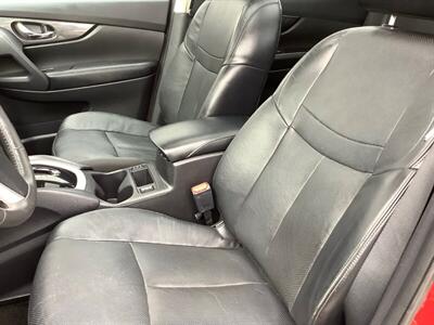 2014 Nissan Rogue SV - Photo 22 - Crest Hill, IL 60403