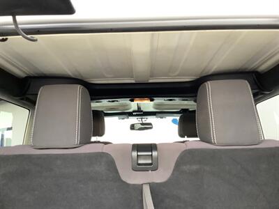 2013 Jeep Wrangler Sahara   - Photo 37 - Crest Hill, IL 60403