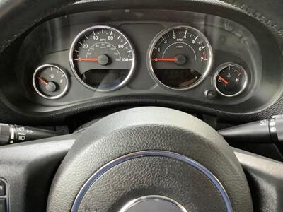 2013 Jeep Wrangler Sahara - Photo 19 - Crest Hill, IL 60403