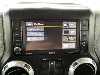 2013 Jeep Wrangler Sahara   - Photo 22 - Crest Hill, IL 60403