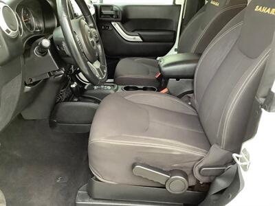 2013 Jeep Wrangler Sahara - Photo 12 - Crest Hill, IL 60403