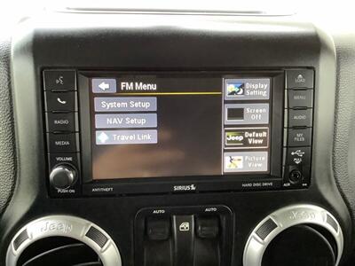 2013 Jeep Wrangler Sahara - Photo 22 - Crest Hill, IL 60403